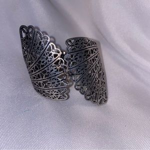 ZAD Silver Tone Fan Hinged Floral Indian Style Cuff Bracelet, Lead Free. NWOT